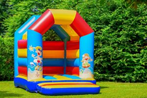 bounch house and summer challenges